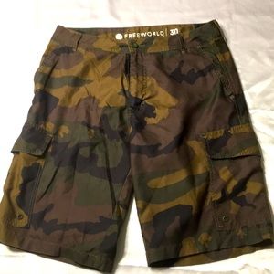 Men’s camouflage shorts